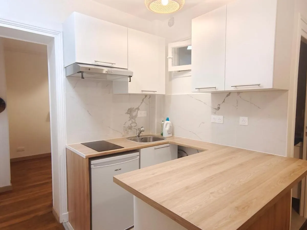 Апартаменты Moderne A Pour 4 Personnes Париж